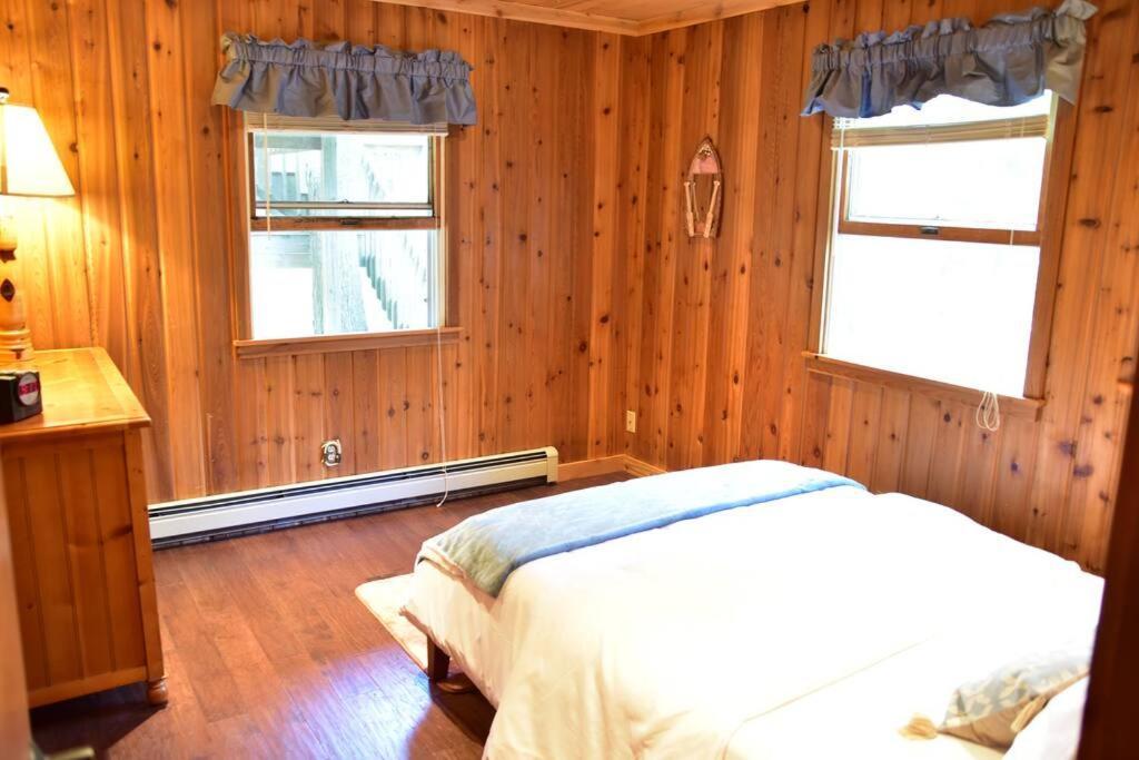 Quiet And Comfy 3Bed/2Bath - Chalet With Hot Tub. Cedar Exterior photo