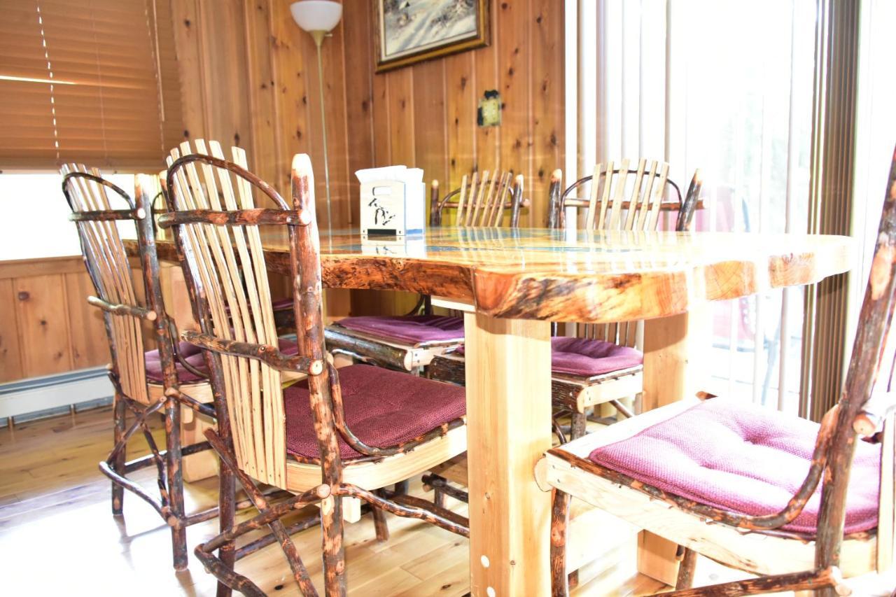 Quiet And Comfy 3Bed/2Bath - Chalet With Hot Tub. Cedar Exterior photo