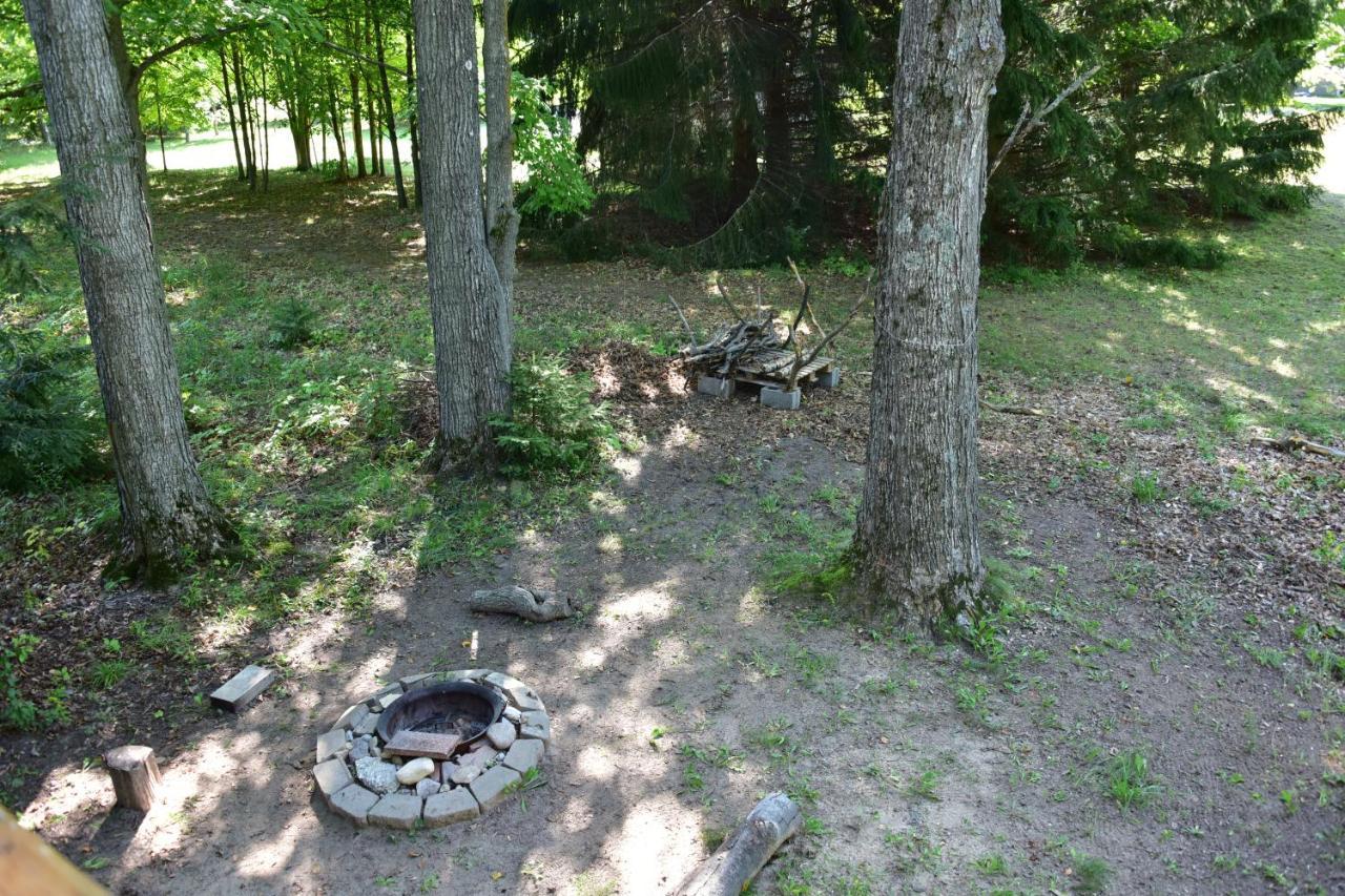 Quiet And Comfy 3Bed/2Bath - Chalet With Hot Tub. Cedar Exterior photo